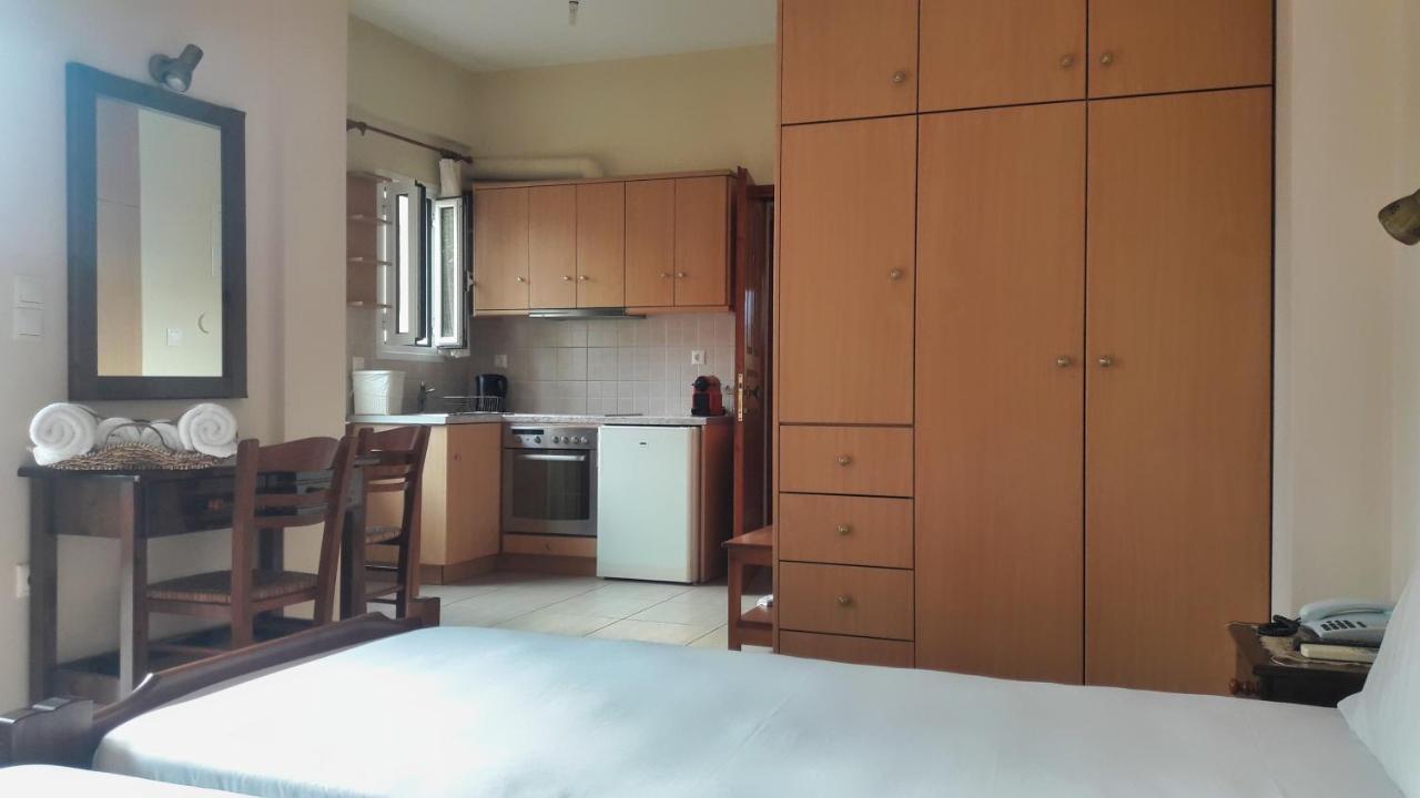 Vasiliki Apartments Stoúpa Extérieur photo