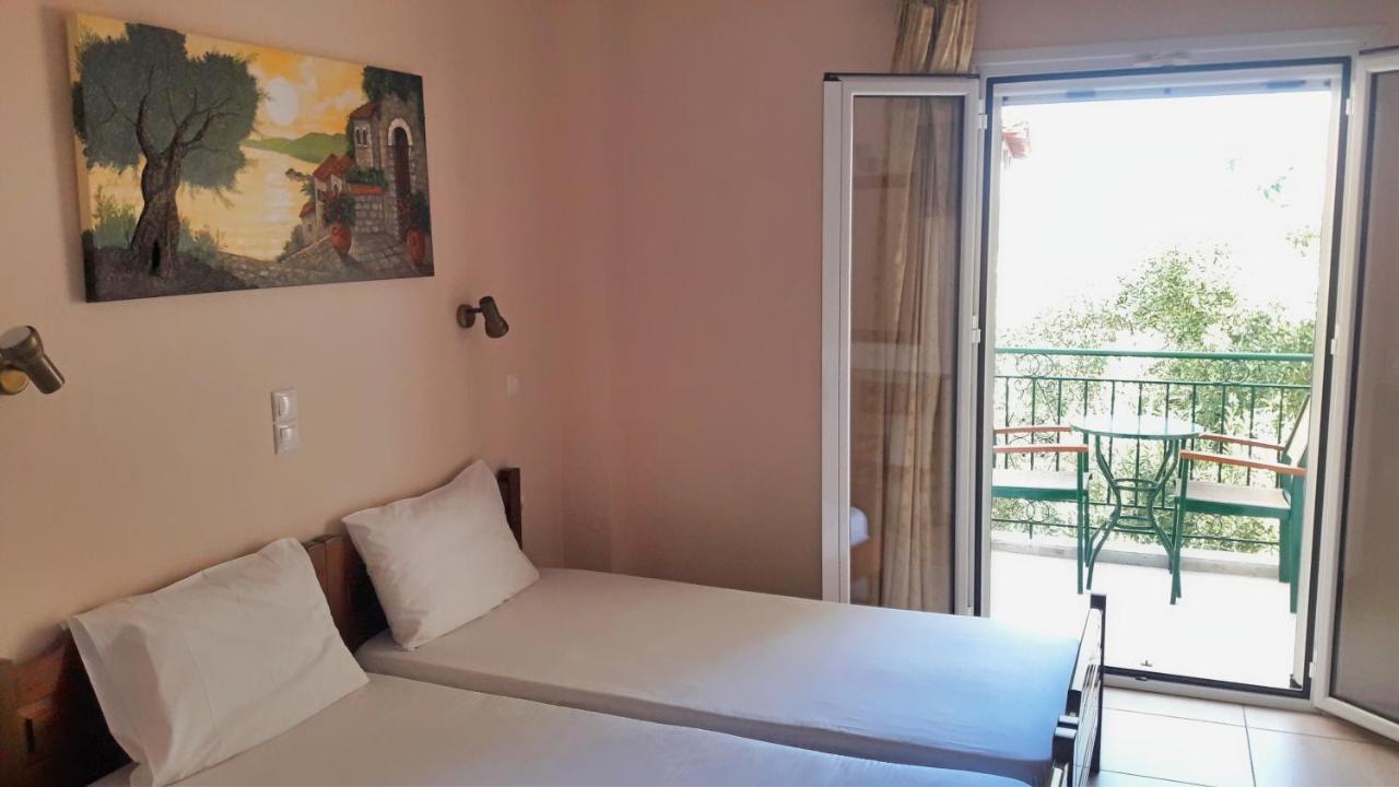 Vasiliki Apartments Stoúpa Extérieur photo