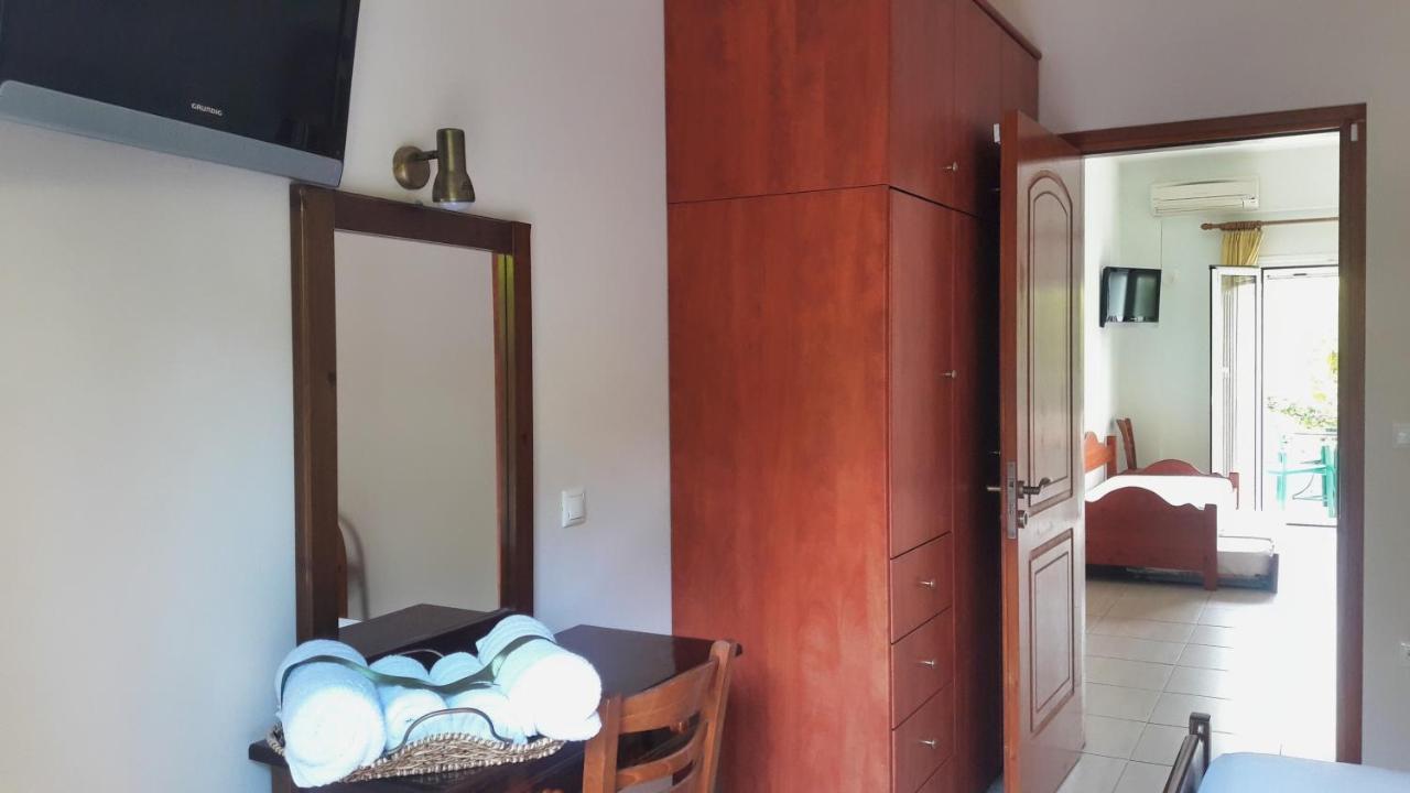 Vasiliki Apartments Stoúpa Extérieur photo