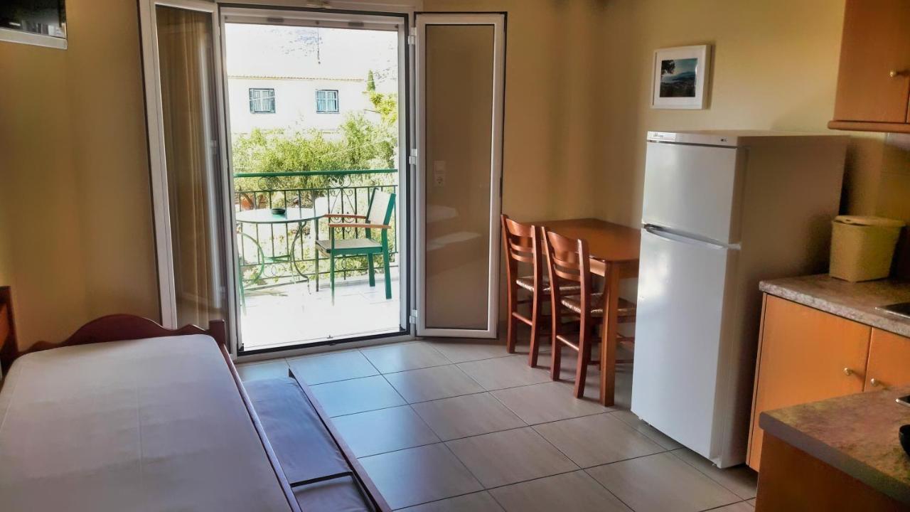 Vasiliki Apartments Stoúpa Extérieur photo